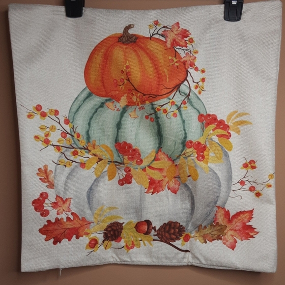 NEW Set of 4 Fall/Thanksgiving Pillowcovers - nice bright fall colors! - Picture 2 of 11